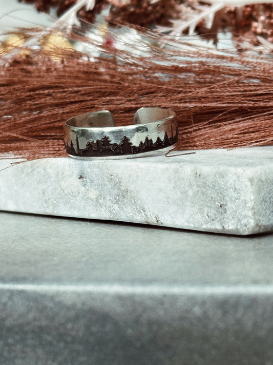 Valika – Essence of the Valley (Finger Ring)